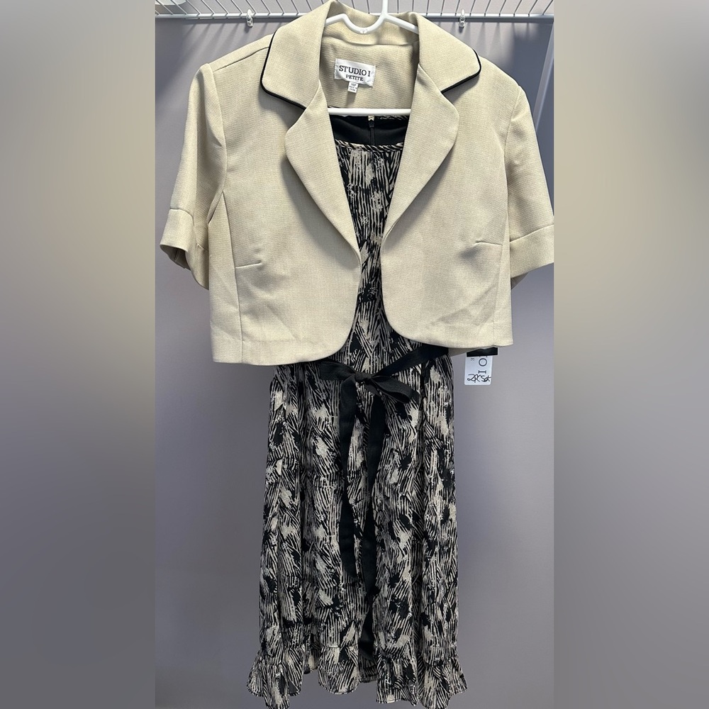 STUDIO I size 14P tan & black geometric print sleeveless dress with tan blazer.